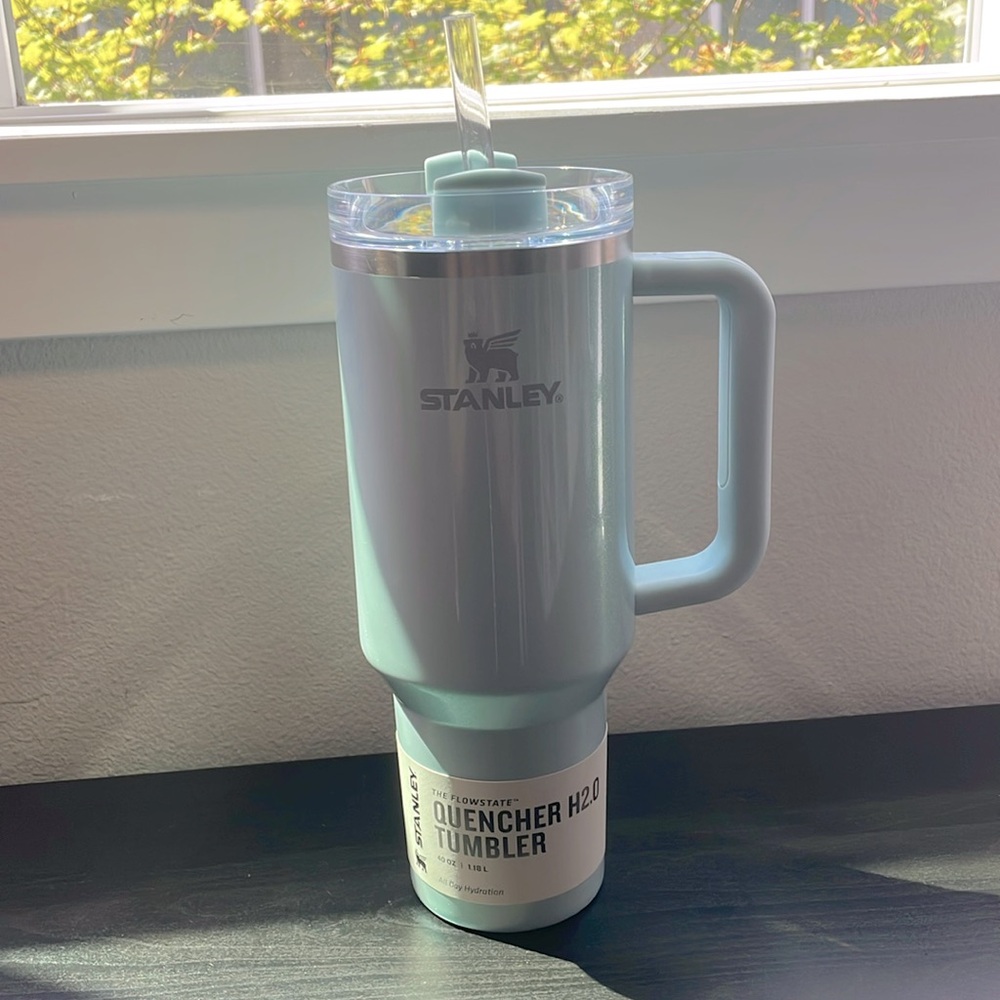 NWT Stanley 40oz blueberry milk for Target